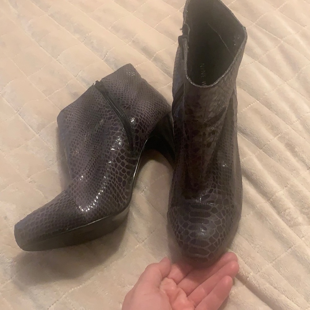 Nine West shoe boot
